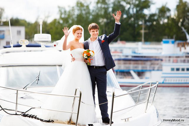 зелено-оранжевая свадьба, жених и невеста