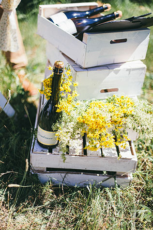 кзадорная рустикальная свадьба, детали декора