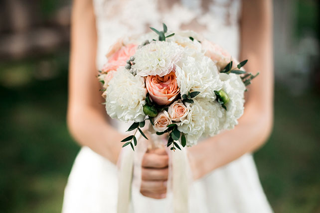 загородная свадьба, букет невесты