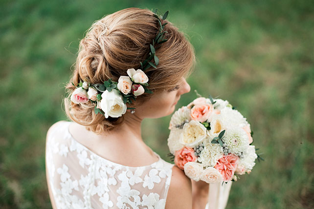 загородная свадьба, прическа невесты