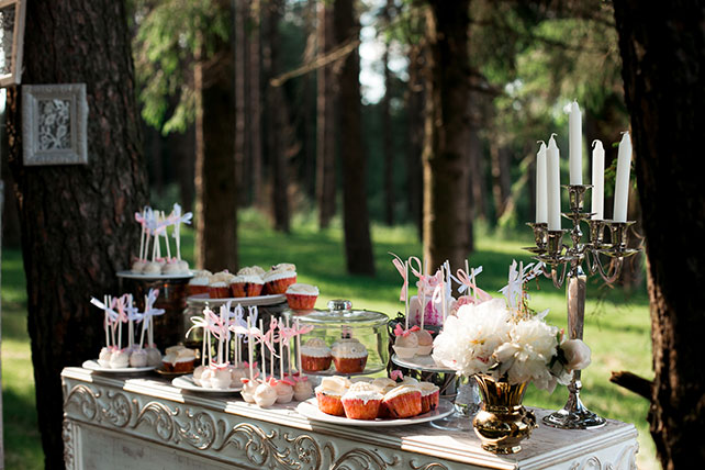 загородная свадьба, сладкий стол