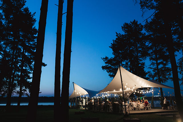 загородная свадьба, место торжества, шатер