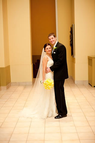 реальная зимняя классическая свадьба