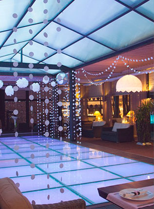 гламурная зимняя свадьба, декор банкетного зала