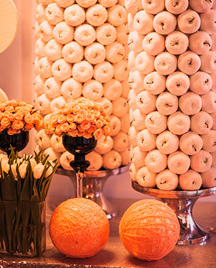 зимняя свадьба в стиле рок-н-ролл, декор места торжества