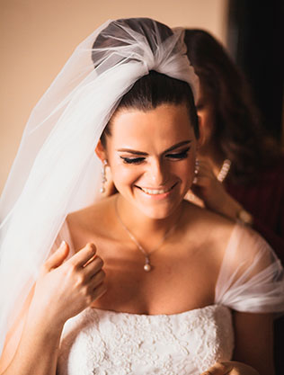 зимняя свадьба в стиле рок-н-ролл, невеста