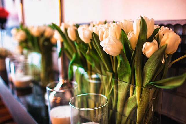 зимняя свадьба в стиле рок-н-ролл, декор места торжества