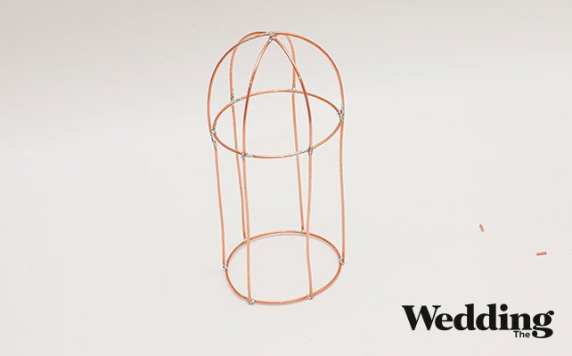 Как своими руками сделать винтажную клетку для декора свадьбы, припаять окружности к дугам