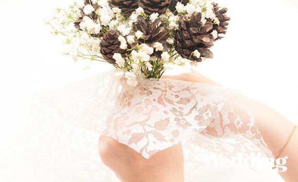 букет невесты из шишек