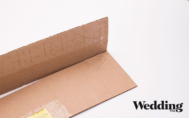 склеим букву с помощью скотча