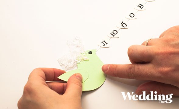 как сделать бумажных птичек на торт