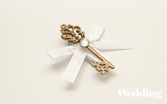 как сделать бутоньерку жениха с ключиком
