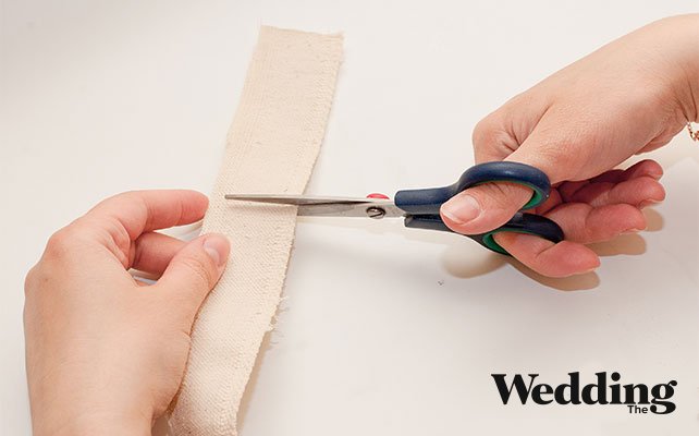 отрезать ткань для держателей крышки