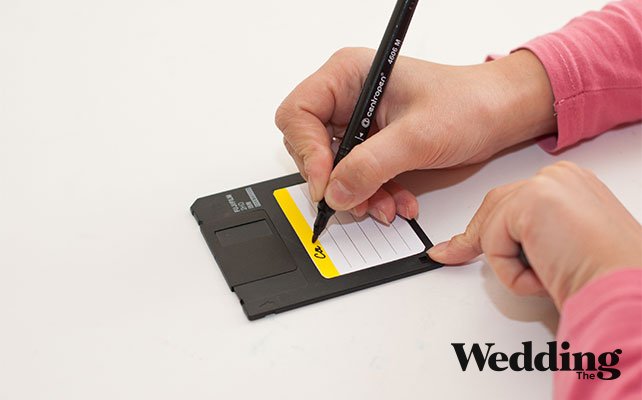 сделать надпись