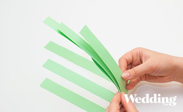 гирлянда из ажурных сердечек