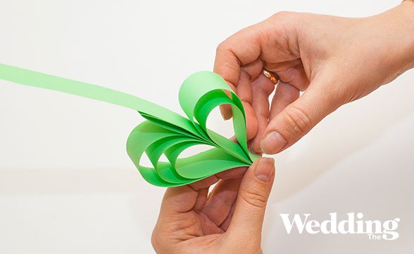 гирлянда из ажурных сердечек