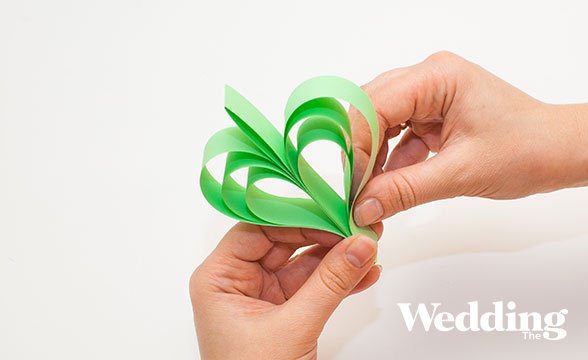 гирлянда из ажурных сердечек