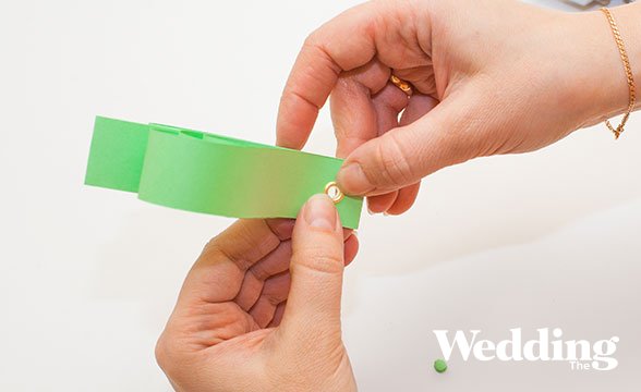 гирлянда из ажурных сердечек