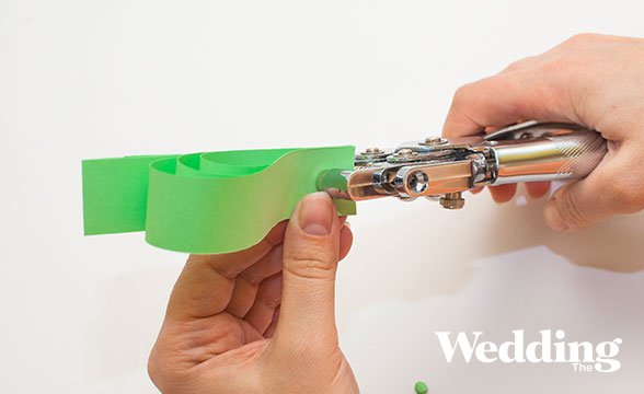 гирлянда из ажурных сердечек