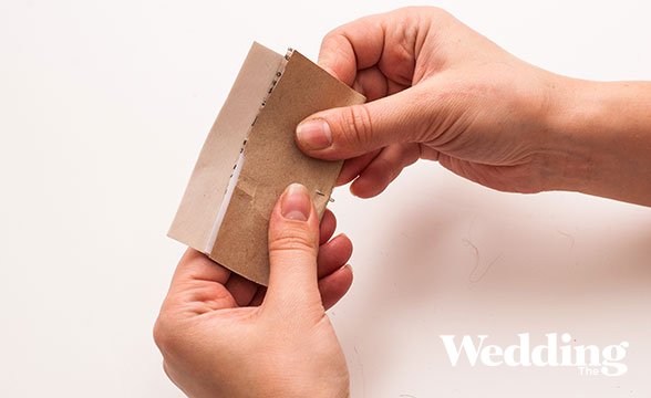 гирлянда из бумажных цветов