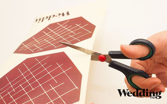 вырезать шаблоны, Как сделать гирлянду из «мороженого», выполненного из воздушных шариков