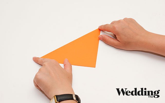 сложить лист по диагонали