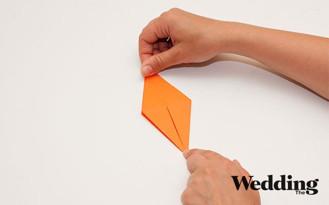 по намеченным линиям развернуть заготовку