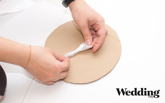 делаем ручку