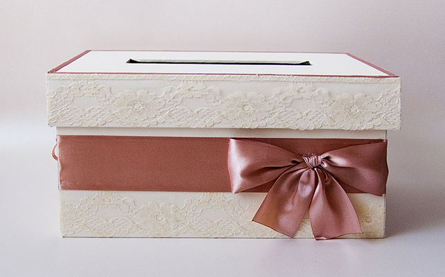 как самостоятельно сделать необычное украшение на голову для невесты