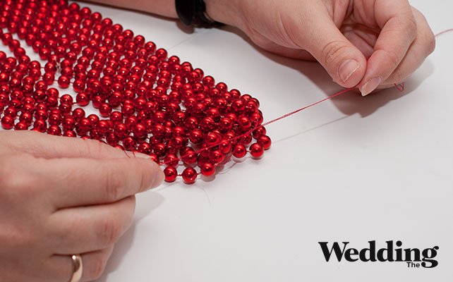 как сделать люстру из бусин, собрать один край люстры