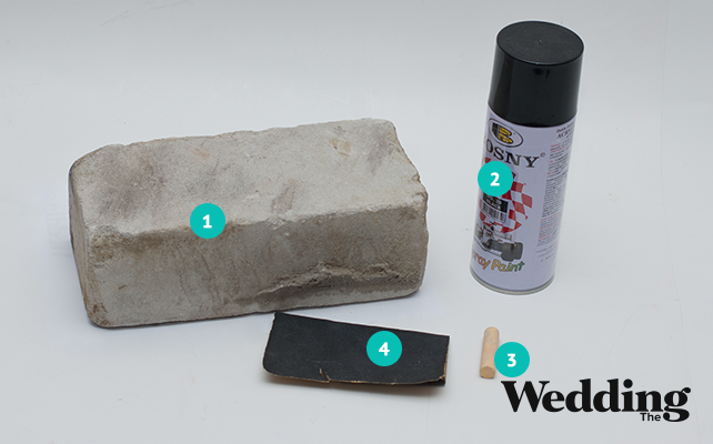 Как сделать номер стола на кирпиче, материалы изготовления