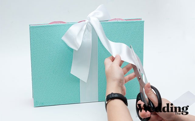 завязать бант