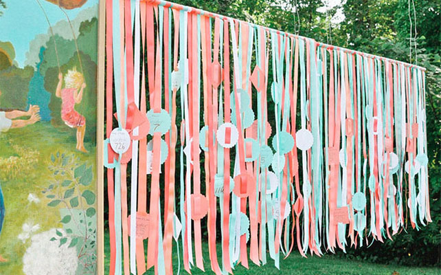 Как сделать план рассадки гостей на лентах своими руками