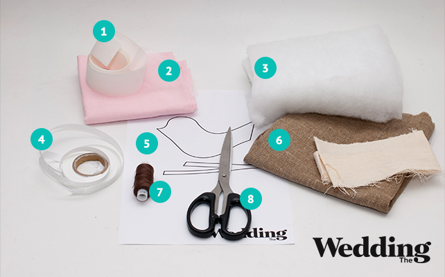 как сделать подушечку для колец с аппликацией, материалы изготовления