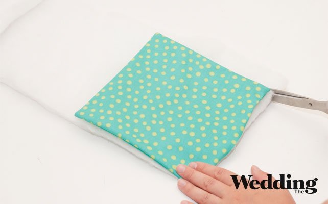 отрезать синтепон