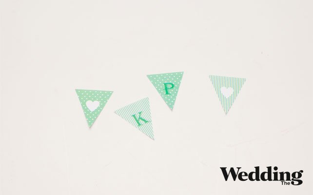 вырезать флажки