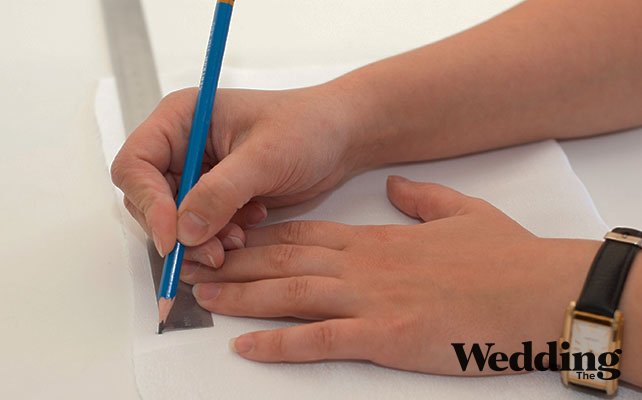 Как сделать подушечку для колец с якорем, вырезать подушку из ткани