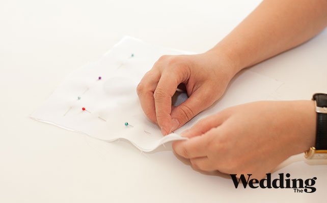 Как сделать подушечку для колец с якорем, сшить две детали подушечки