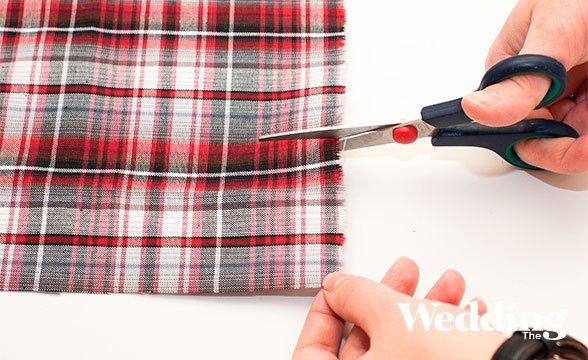 подвязка с именами молодоженов