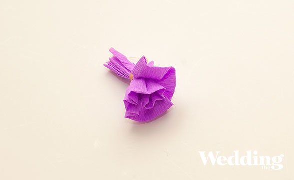 помпон из бумажных роз