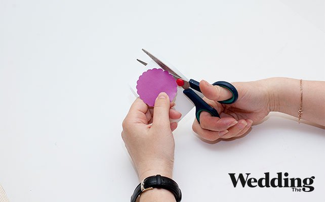 вырезать детали приглашения