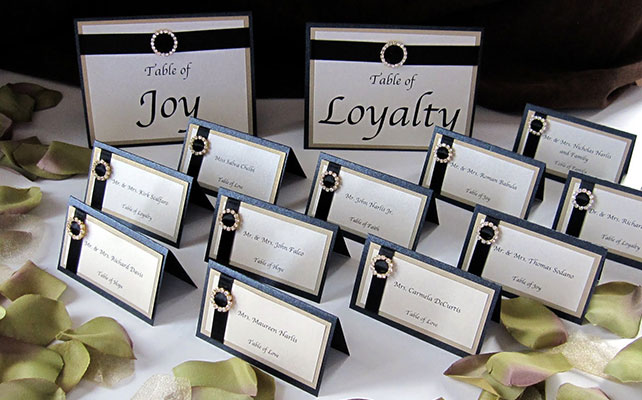 Рассадочные карточки ручной работы на свадьбу