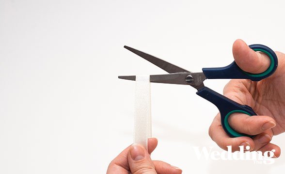 как украсить стул лентами