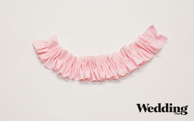 собрать полоску ткани