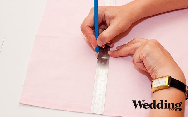 отметить центр окружности