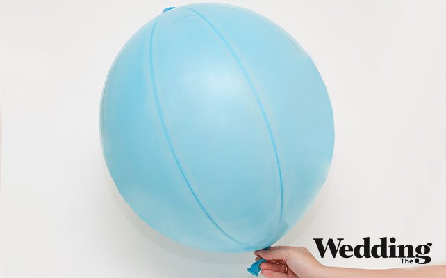 надуть воздушный шар