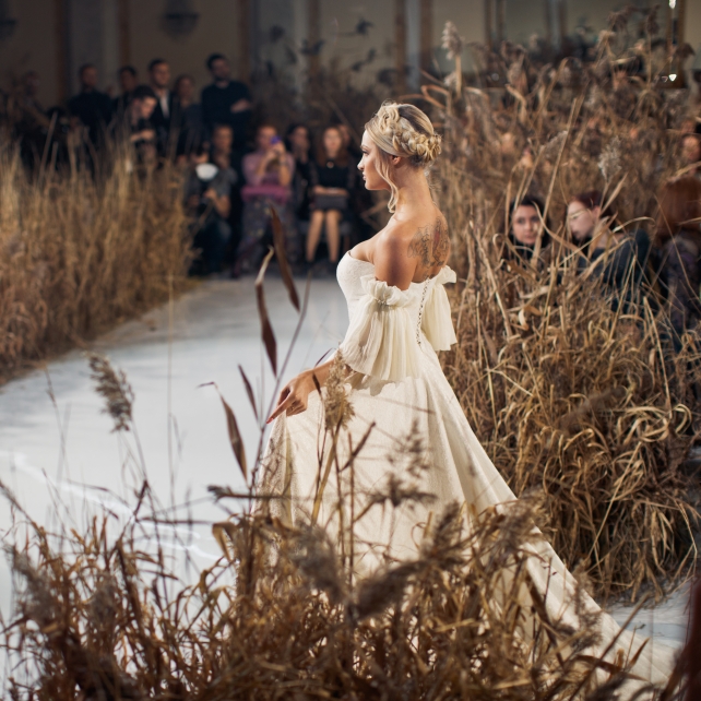 Показ L'avenir на White Sposa Fashion Day